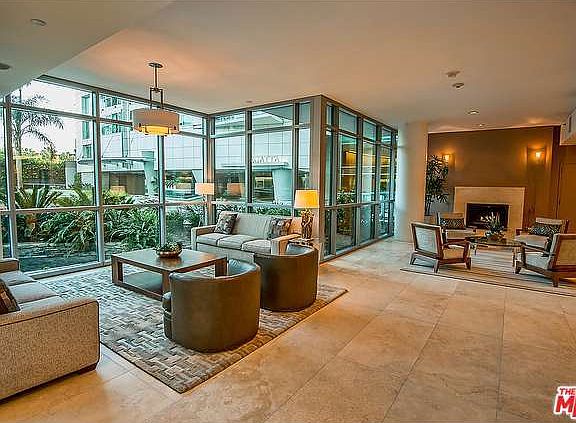 4th image of 13650 Marina Pointe Dr Unit 1006