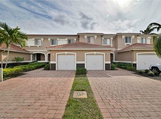 9726 Roundstone Cir, Fort Myers, FL 33912