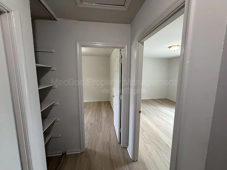 809 Denton Cir — Photo 21