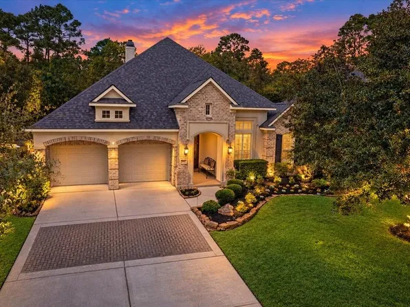 5530 Regal Landing Dr, Kingwood, TX 77345