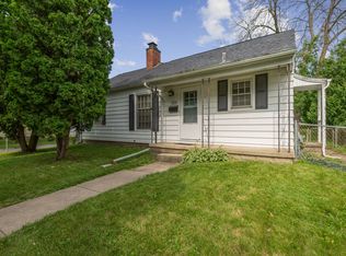 1301 Hammond Ave, Waterloo, IA 50702