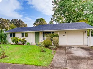 16820 SW Cambridge Dr, Beaverton, OR