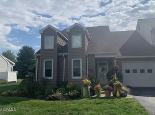 122 Willowbrook Blvd, Lewisburg, PA 17837