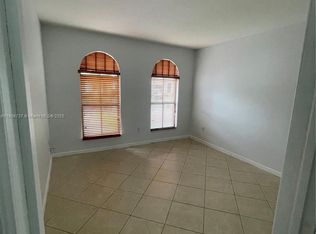 3252 NW 103rd Pl #3252, Miami, FL 33172