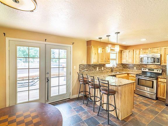 3rd image of 6010 W Oreana Dr
