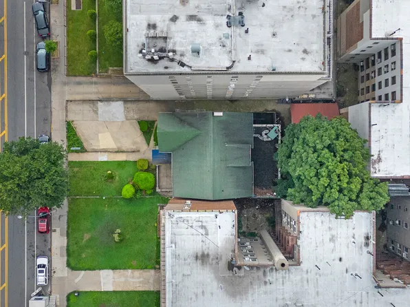 622 Ocean Avenue image 4 of 16