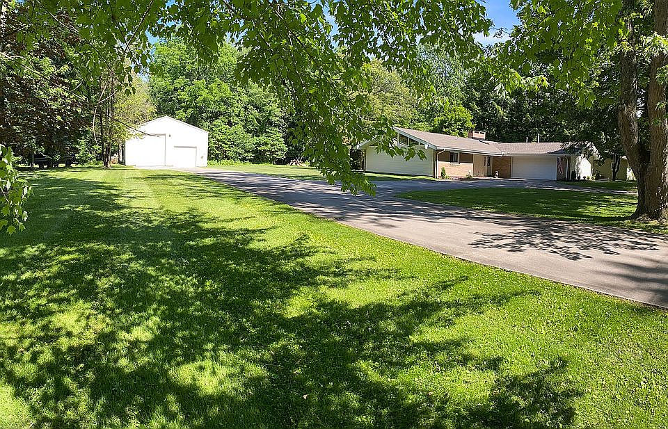 1st image of 6432 Woodlawn Ave