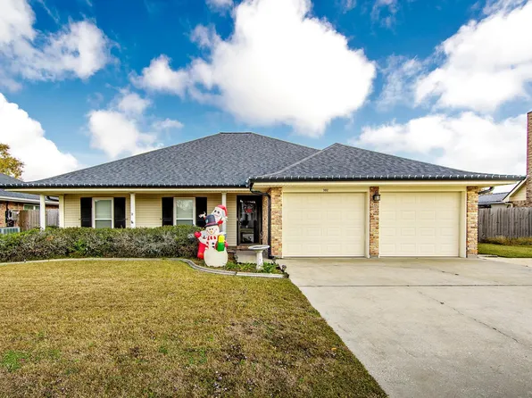 302 Lancaster Dr, Houma, LA 70360