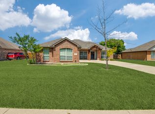 264 Cobblestone Cir, Red Oak, TX 75154