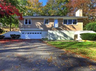 842 Totoket Rd, Northford, CT 06472