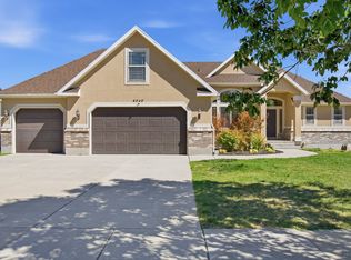 8249 S Maple Fork Dr, West Jordan, UT 84081