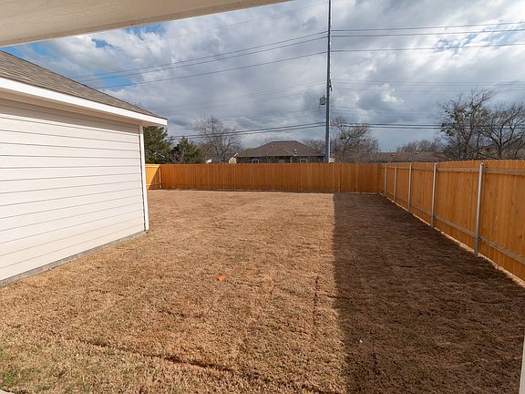 4th image of 4901 Coolidge Dr