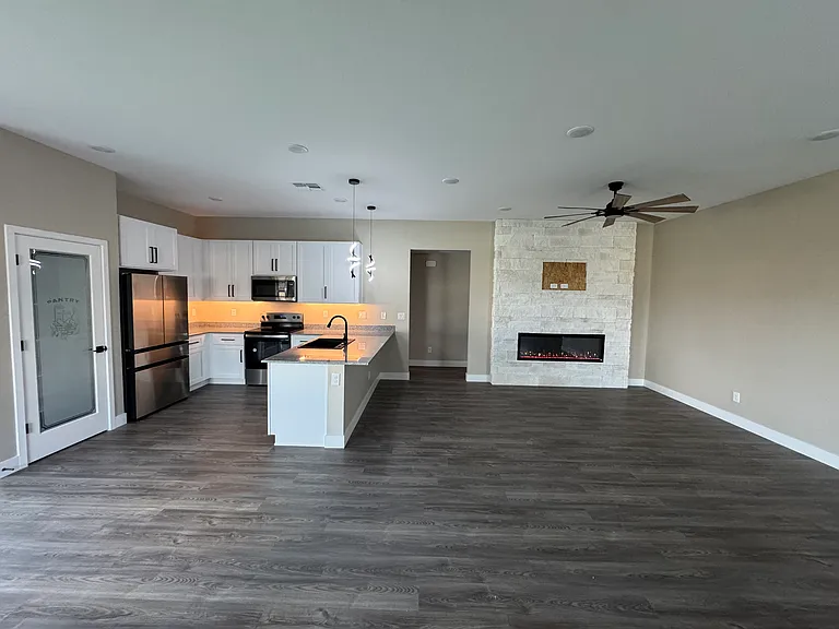 925 Jubal Ln — Photo 10