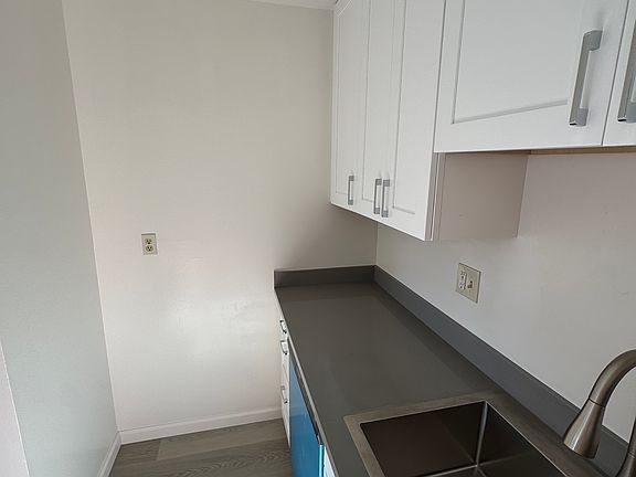 3rd image of 451 19th Ave APT 1