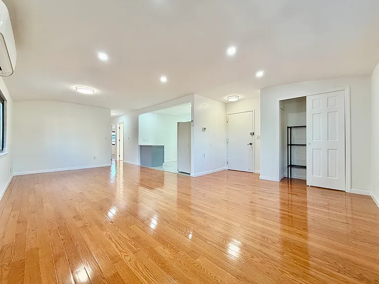 216 Monahan Ave #2 — Photo 5