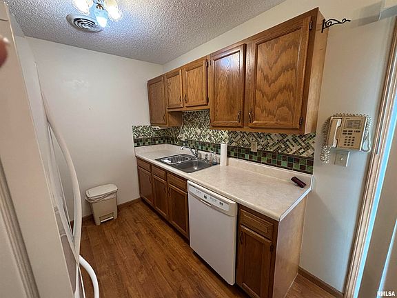 4th image of 100 E Heights Ave APT 4