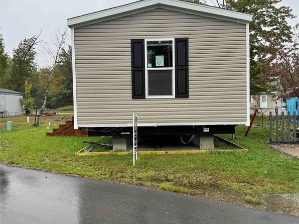 833 E Hickory St, Beaverton, MI 48612