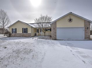 2095 Westland Rd, Decatur, IL 62521