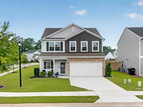 272 Clydesdale Cir, Summerville, SC 29486