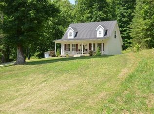 540 Clark Rd, Irvine, KY 40336