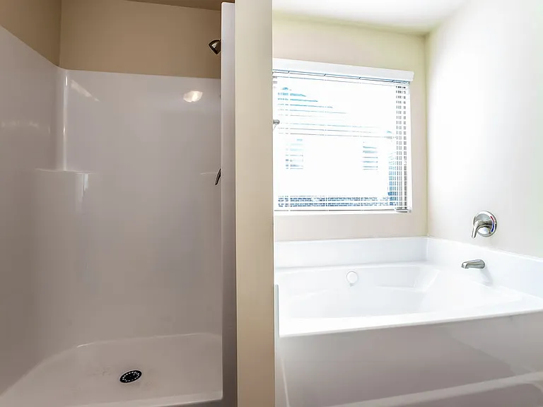 1205 Faye Ct — Photo 11