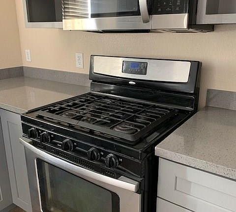 3rd image of 5325 Corbett St #0