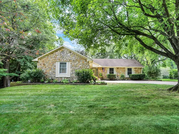 4567 Southway Rd, Greenwood, IN 46142