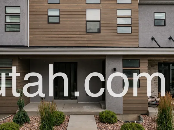 9196 S Holiday Bowl Ct #1, Sandy, UT 84094