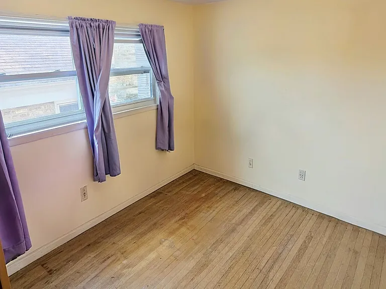 2325 N 75th Ave #2 — Photo 14