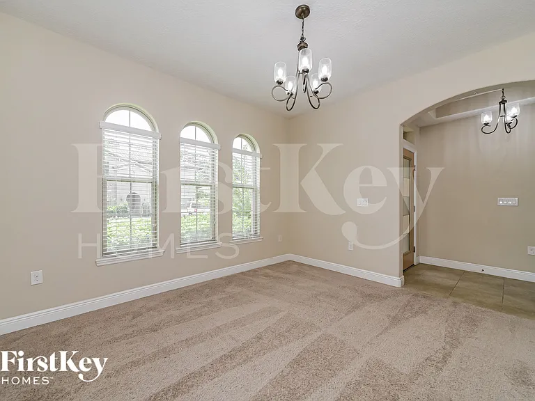 1651 Nina Dr — Photo 5