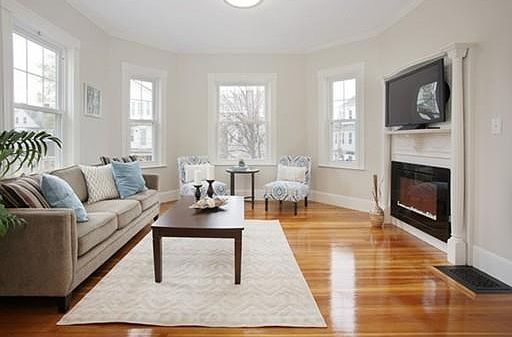 1st image of 15 Marlboro St #2