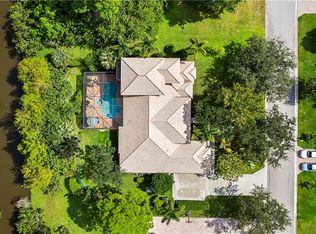 9528 Shadow Ln, Fort Pierce, FL 34951