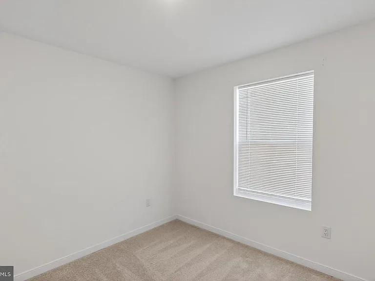 73 Basswood St — Photo 22