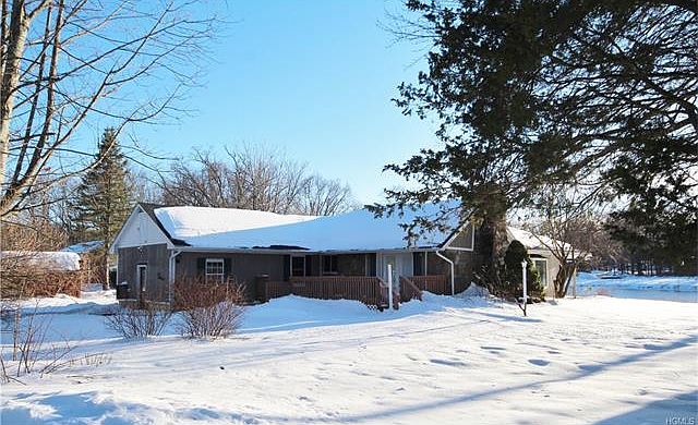 1st image of 25 Serenity Ln