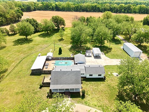 5th image of 58 Muzzi Rd