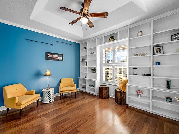3rd image of 1355 Panther Ln