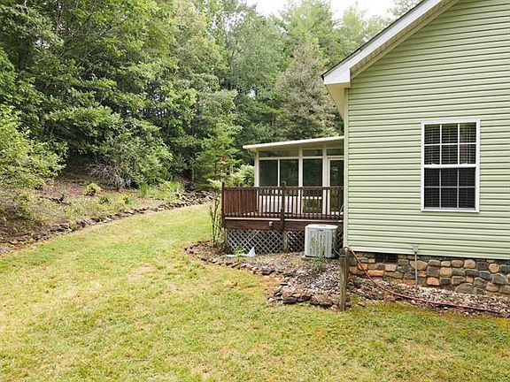 3rd image of 234 Glade Creek Dr
