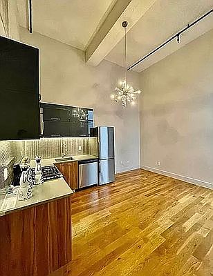 2nd image of 358 Kosciuszko St #23