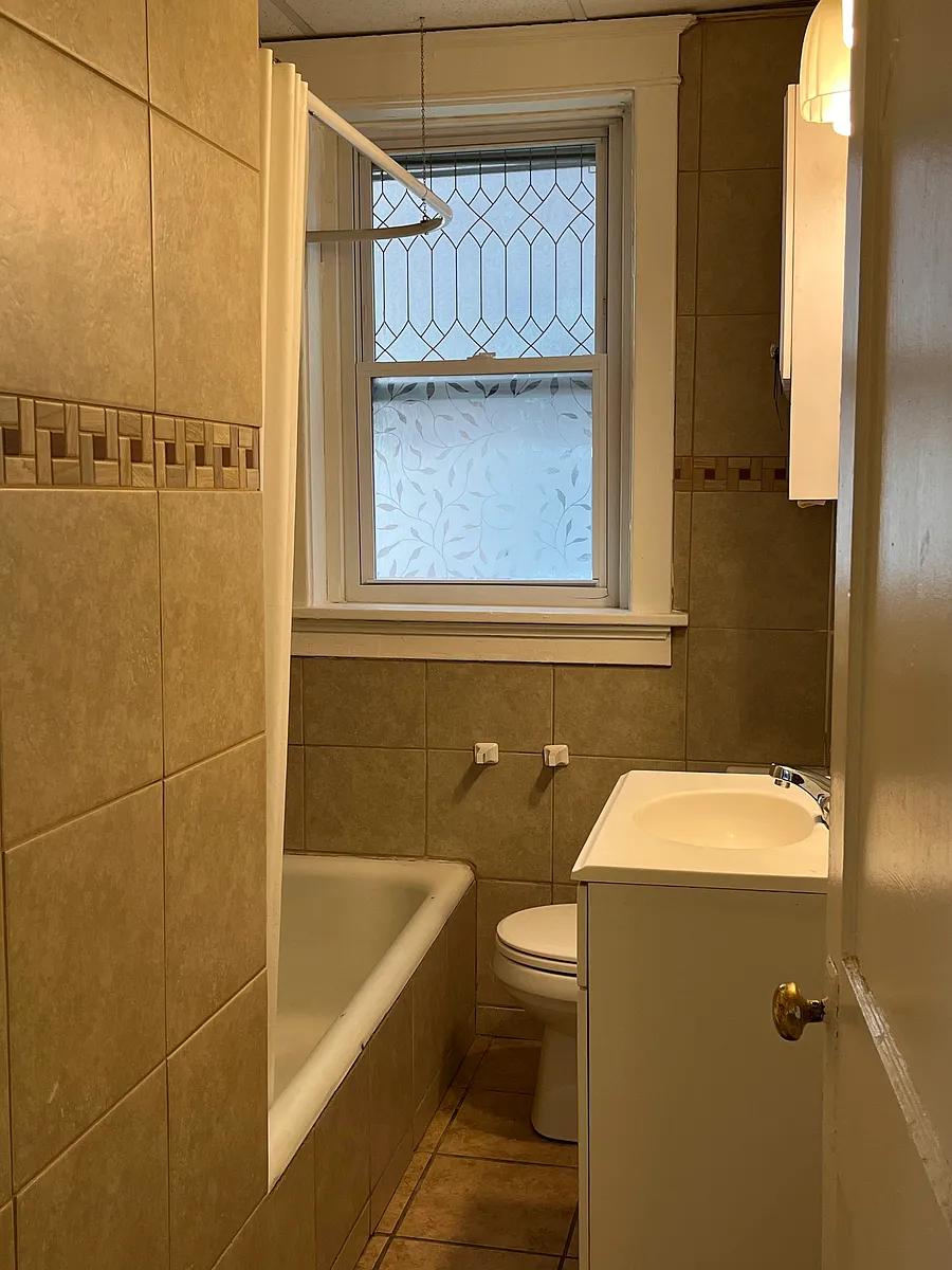 Building Photo - 2119 Maury Ave #1