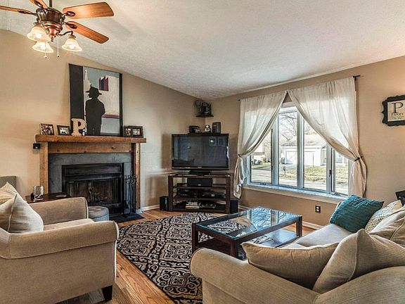 3rd image of 8840 Southwold Ct