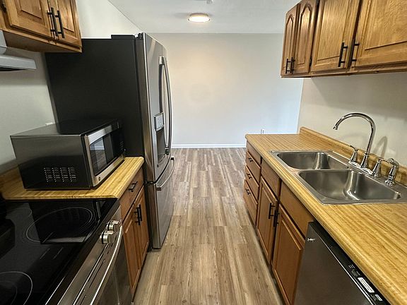 4th image of 12960 Nicollet Ave S #401