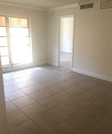2nd image of 4439 Treehouse Ln APT 19H