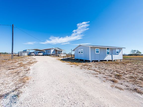 2nd image of 147 Lago Dr