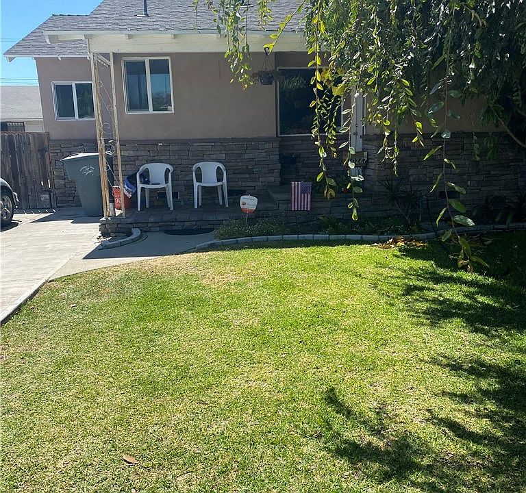 2nd image of 10247 Alexander Ave