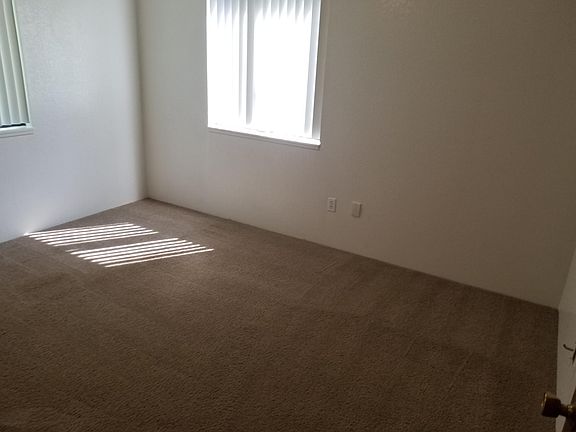 4th image of 6226 Village Green Cir #6