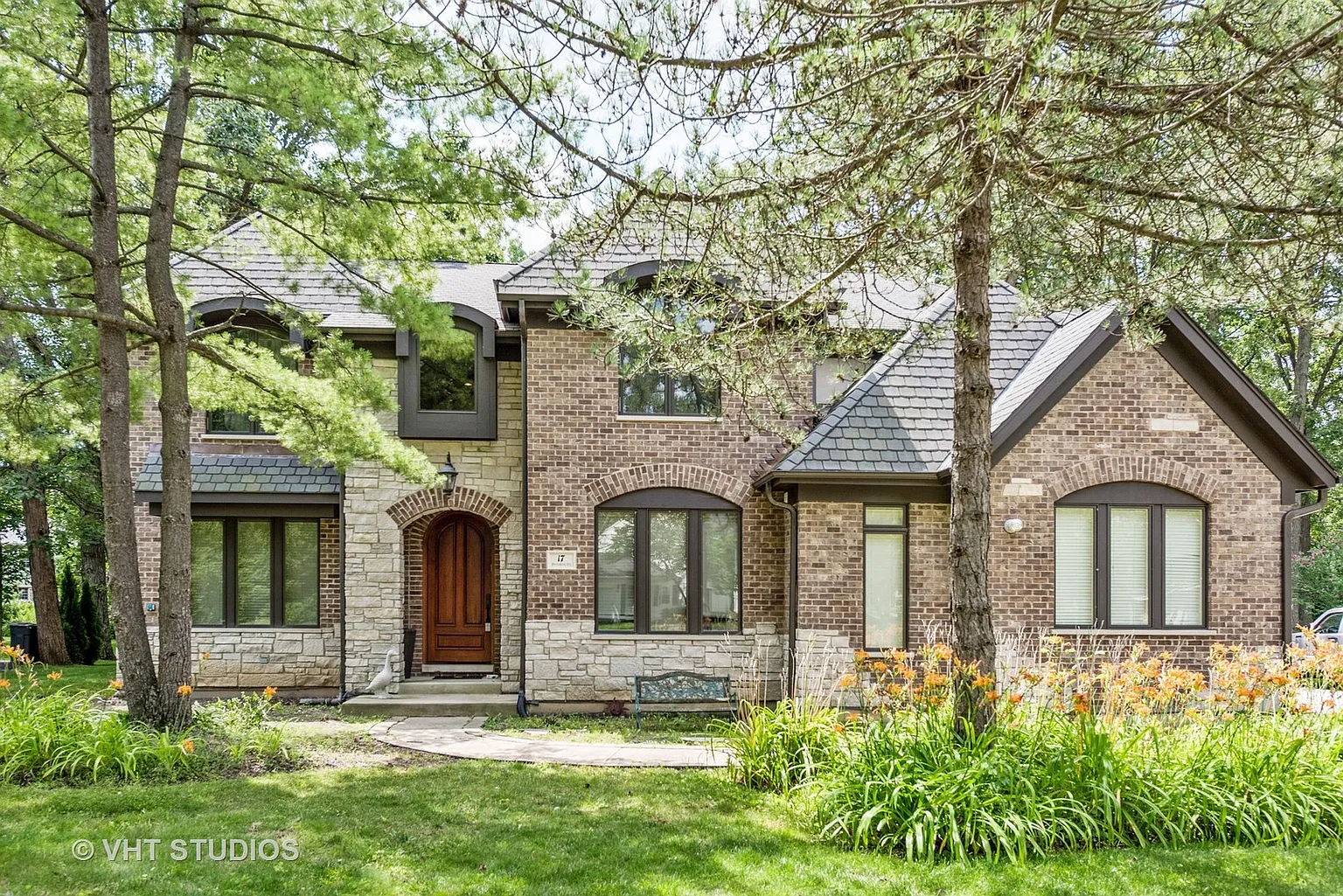 17 Portshire Dr photo 1