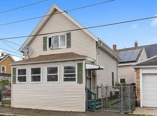 80 Foster St, Lawrence, MA 01843
