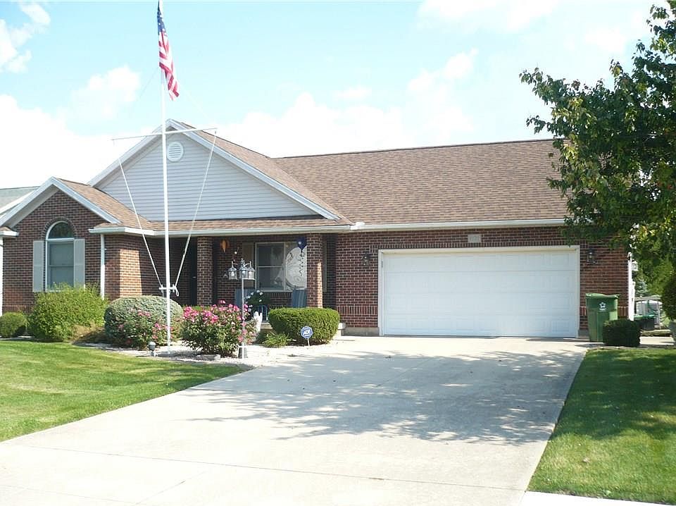 1st image of 621 Foxcross Dr