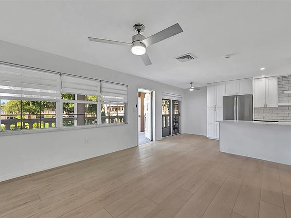 3rd image of 650 Pinellas Point Dr S APT 216