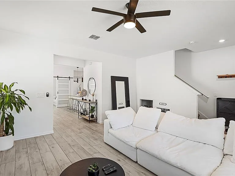 6405 Sprucepine Ln — Photo 7